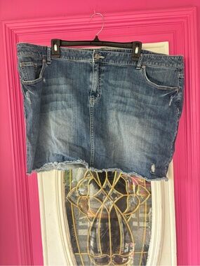 Apt. 9 Light Blue Denim Skirt with Frayed Hem 22w plus size